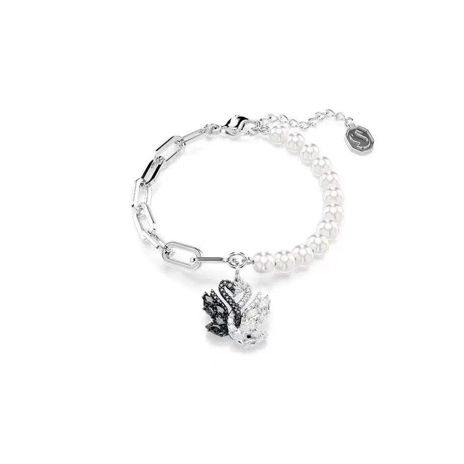 Unbranded Jewelry Swan Crystal — Black and White Swan Bracelet