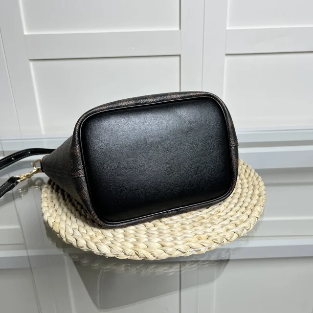 Coach Handbags Mini Bucket Bag with Detachable Crossbody Strap product detail image 3