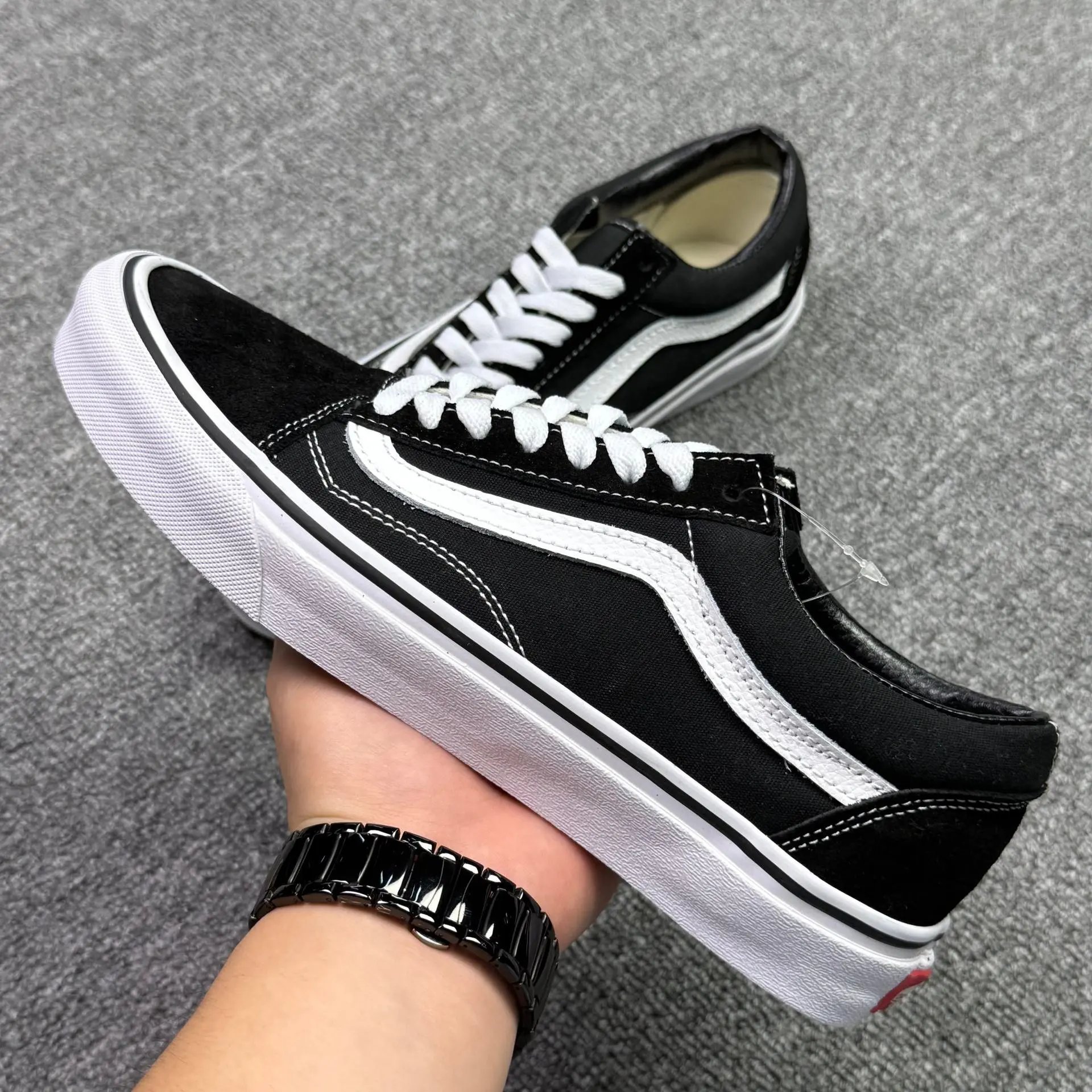 Vans Sneakers Fear of God Logo Print Low-Top Canvas image 2