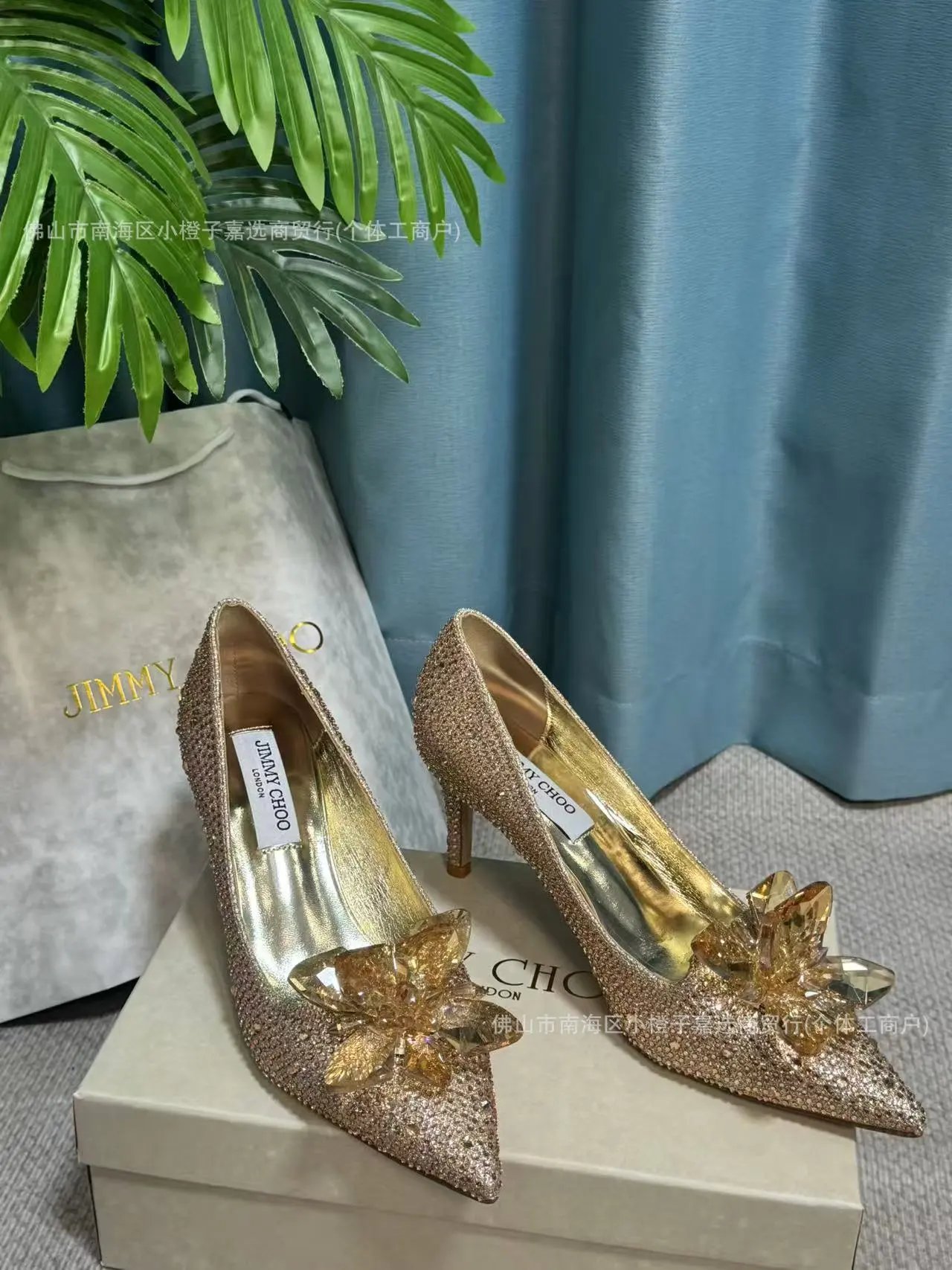 Jimmy Choo High Heels Pointed-Toe Crystal Flower Pumps — Champagne 7cm