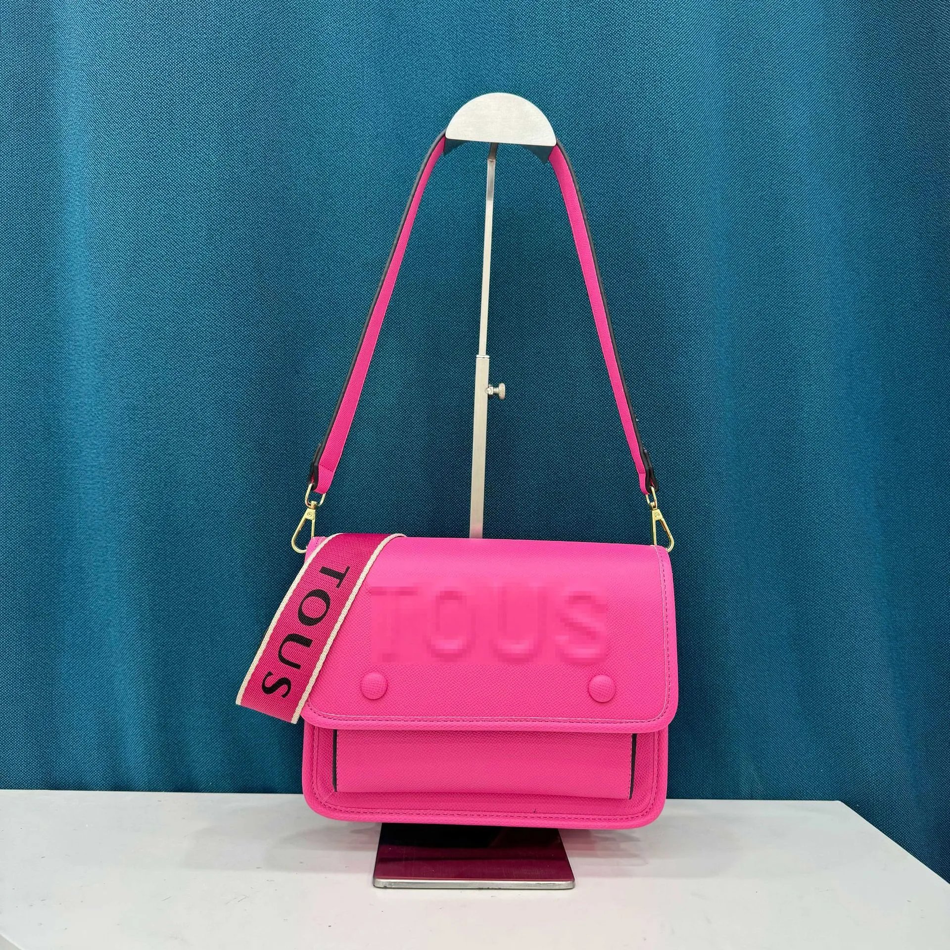 TOUS Shoulder Bags Embossed Logo Flap Bag — Rose red