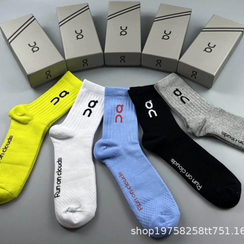 On Socks 5-Pair Logo Crew image 4