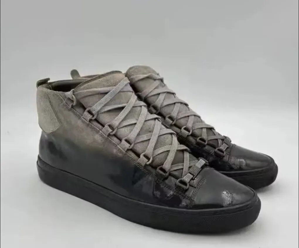 Unbranded Sneakers High-Top Lace-Up with Metal Eyelets — Light gray