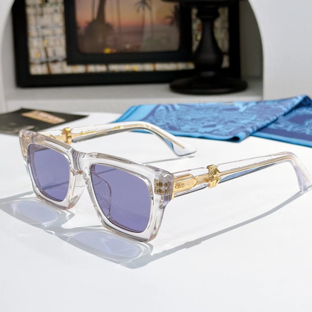 Chrome Hearts Eyewear Oversized square-frame sunglasses with decorative metal temple hardware — 5(With box)