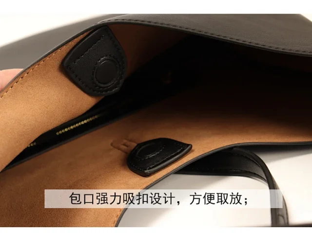 Ralph Lauren Shoulder Bags Crescent Hobo Bag with Gold Logo Plaque product detail image 28