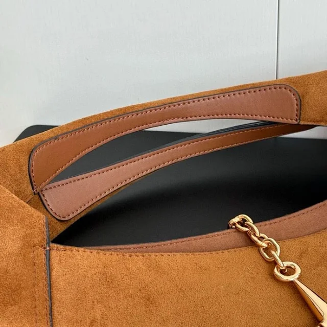 Unbranded Shoulder Bags 837466 horsebit-hardware hobo bag product detail image 8