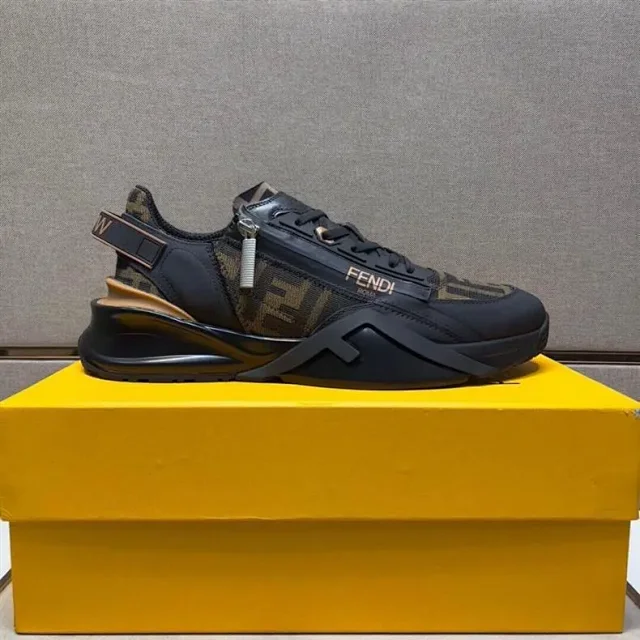 Fendi Sneakers Flow with FF monogram panels product detail image 4