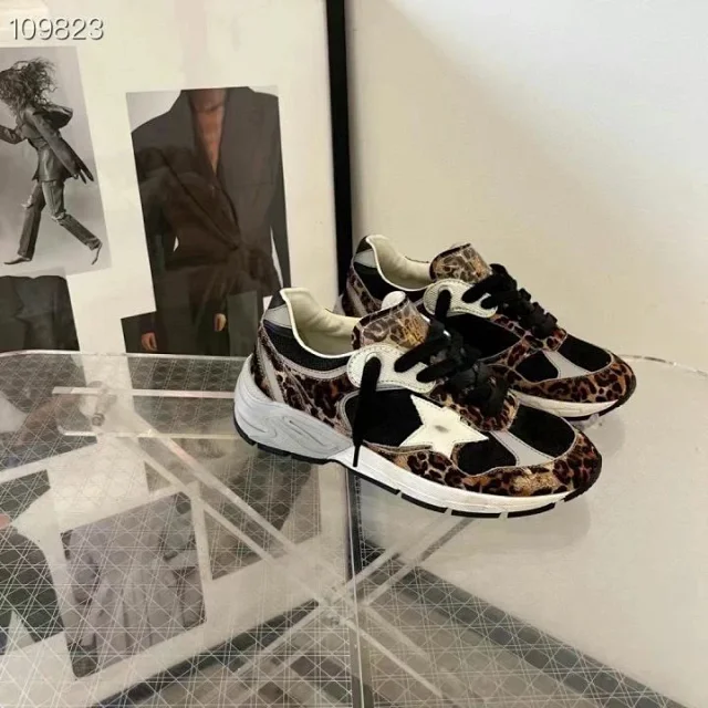 Golden Goose Sneakers Dad-Star Star-Panel product detail image 15