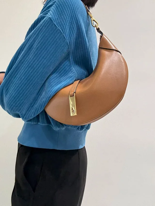Lauren Ralph Shoulder Bags Mini crescent bag with gold-tone logo plaque product detail image 3