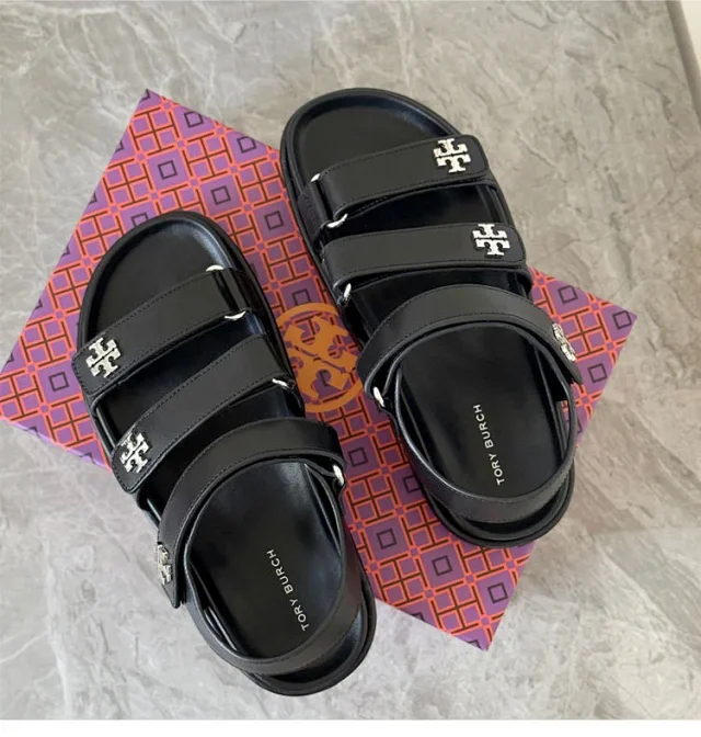 Tory Burch Sandals Kira platform with logo-embellished adjustable straps product detail image 6