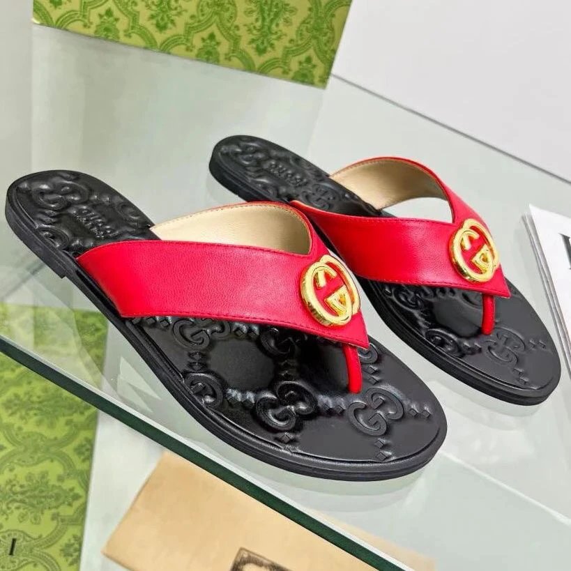 Gucci Sandals Flat thong with Double G hardware — 810-1 Red