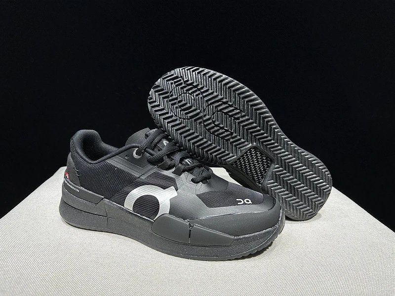 On Sneakers THE ROGER Pro 2 tennis — Black