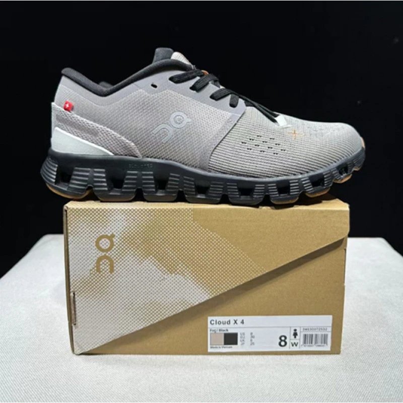 On Sneakers Cloud X 4 low-top running image 4