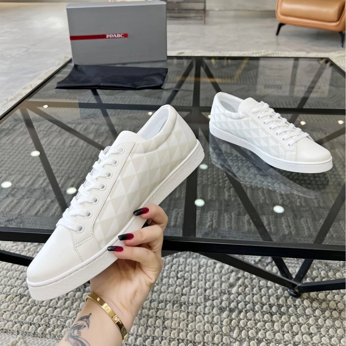 PPABC Sneakers Low-Top Lace-Up Triangle-Pattern image 4