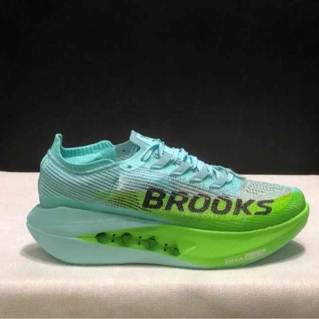 Brooks Sneakers Hyperion Elite running shoes image 3