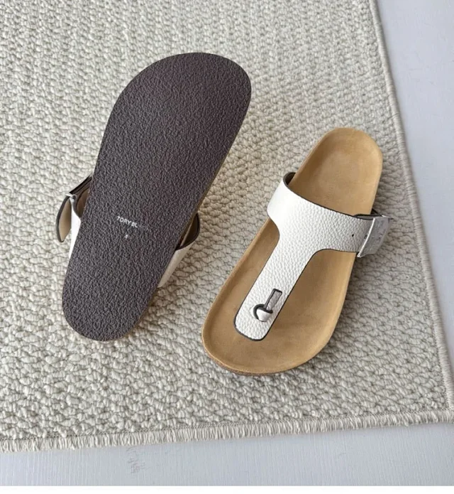 Tory Burch Sandals Buckle Thong product detail image 4