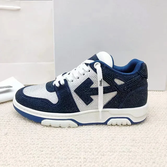 Off-White Sneakers Rhinestone Arrow Low-Top product detail image 3