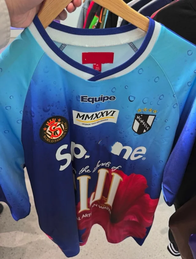 Supreme Matching Sets Fiji Water Soccer Kit product detail image 12