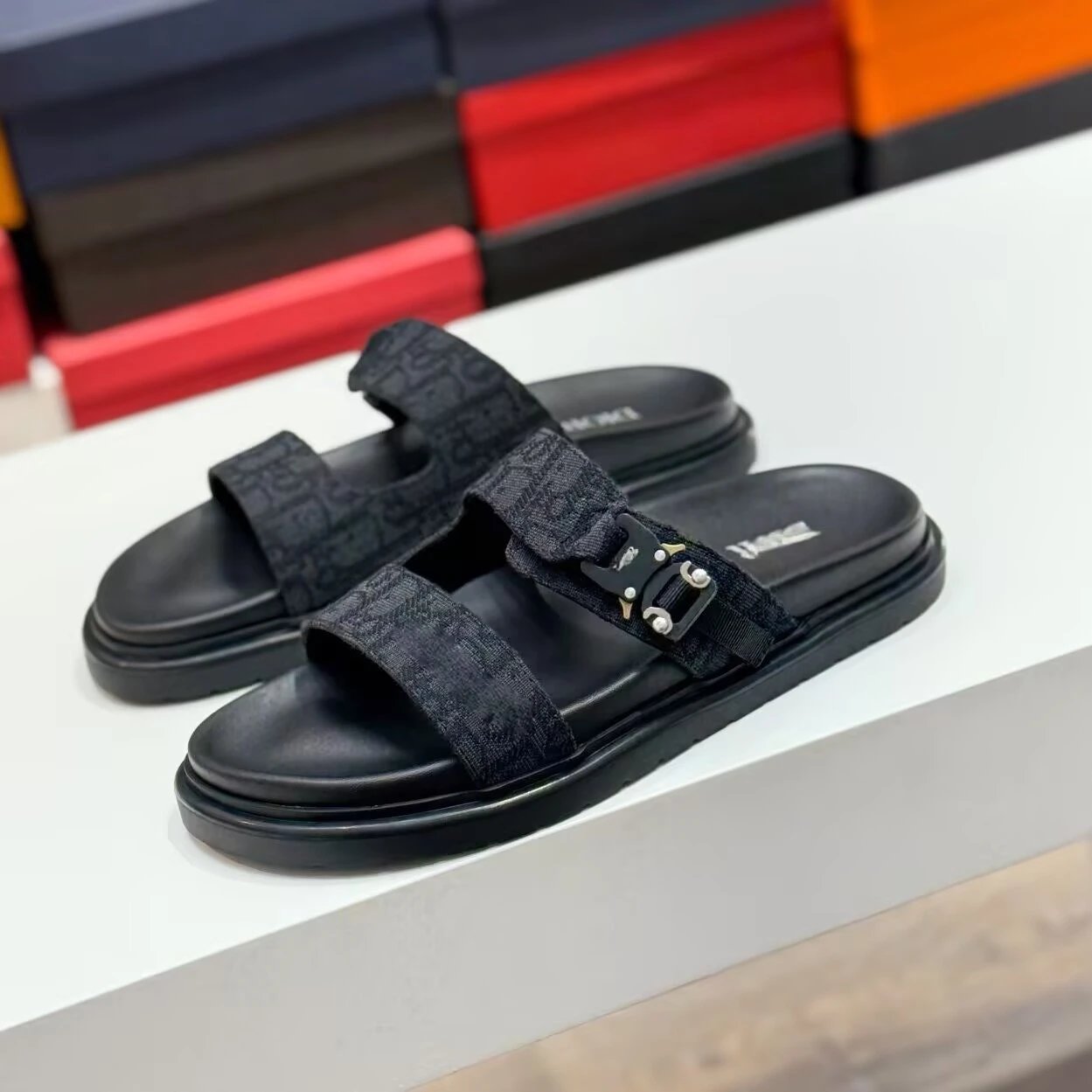 Dior Slippers Oblique Logo Slide — Figure 10