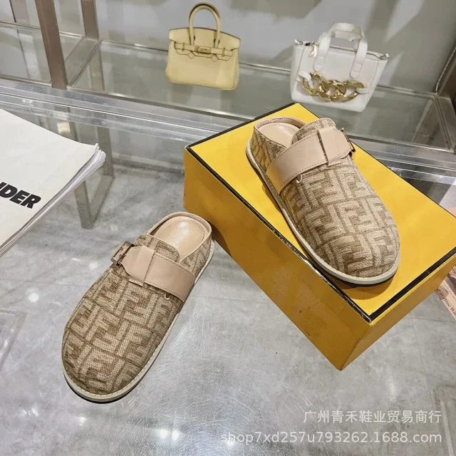 Fendi Slippers FF Monogram Buckle Mule product detail image 3