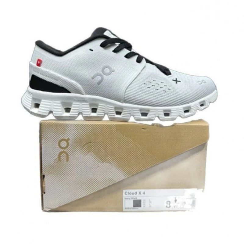 On Sneakers Cloud X 4 low-top running image 5