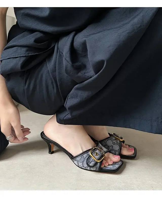 Coach Sandals Square-Toe Buckle Kitten-Heel Slide product detail image 21