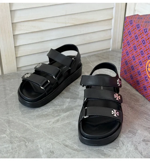 Tory Burch Sandals Kira platform with logo-embellished adjustable straps product detail image 3