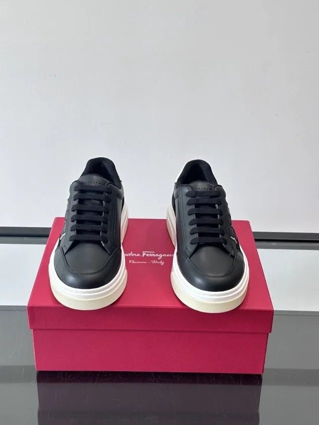 Ferragamo Sneakers Low-top leather with Gancini side detail product detail image 10