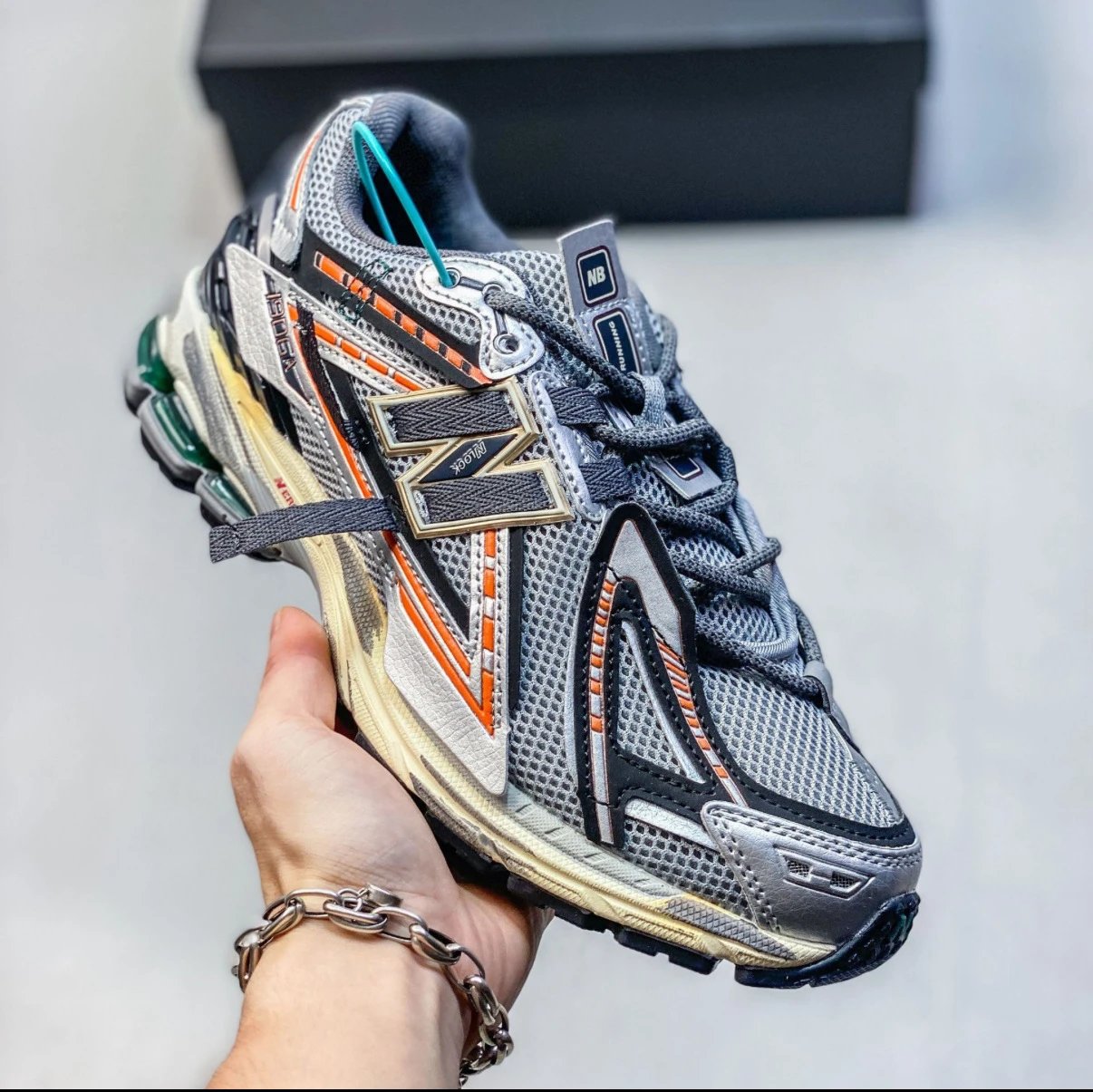 New Balance Sneakers 1906A distressed deconstructed design with ribbon laces — 22