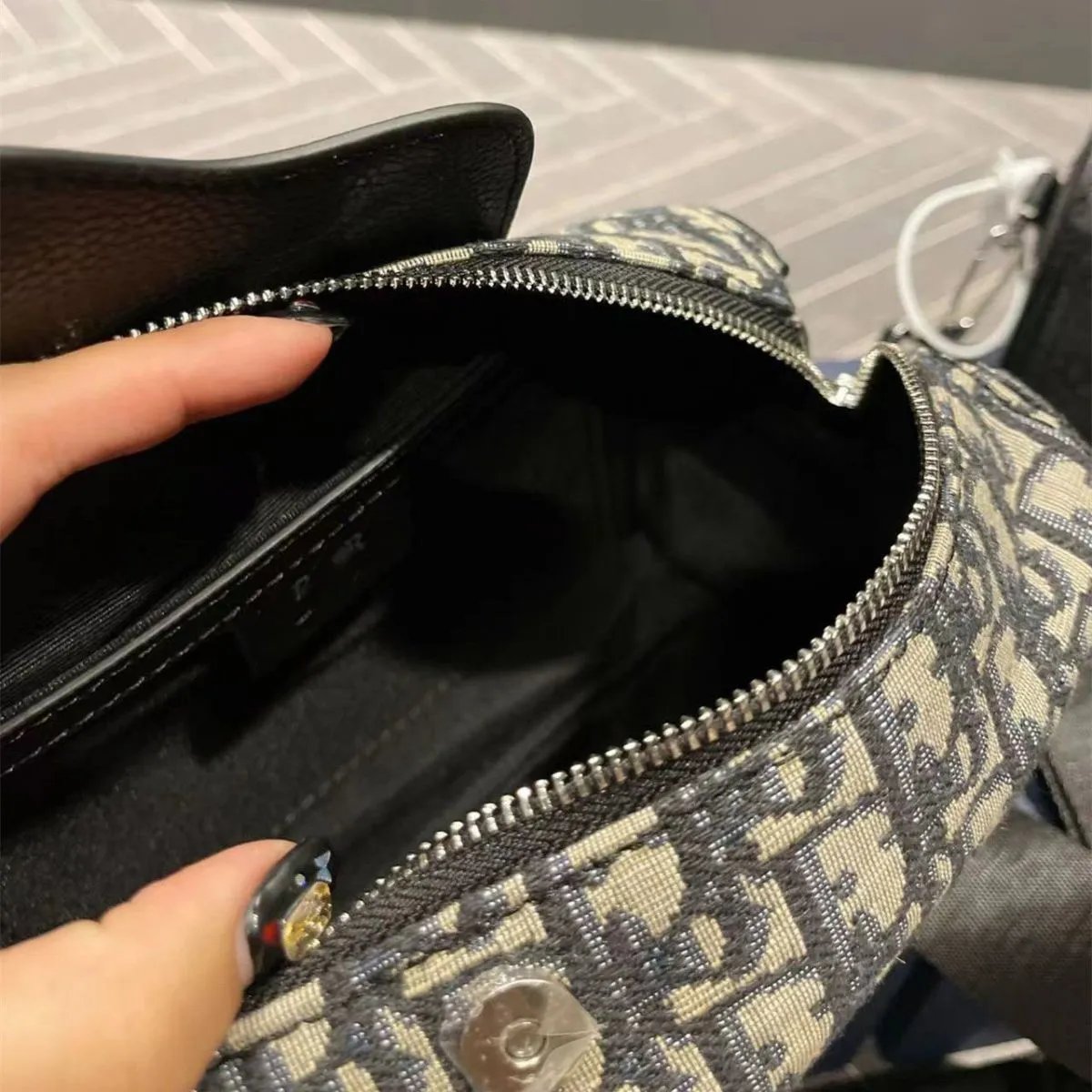 Dior Crossbody Bags Cylindrical Oblique Canvas Bag image 4