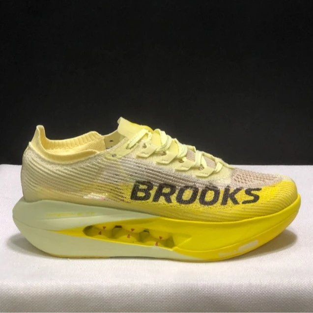 Brooks Sneakers Hyperion Elite running shoes image 4