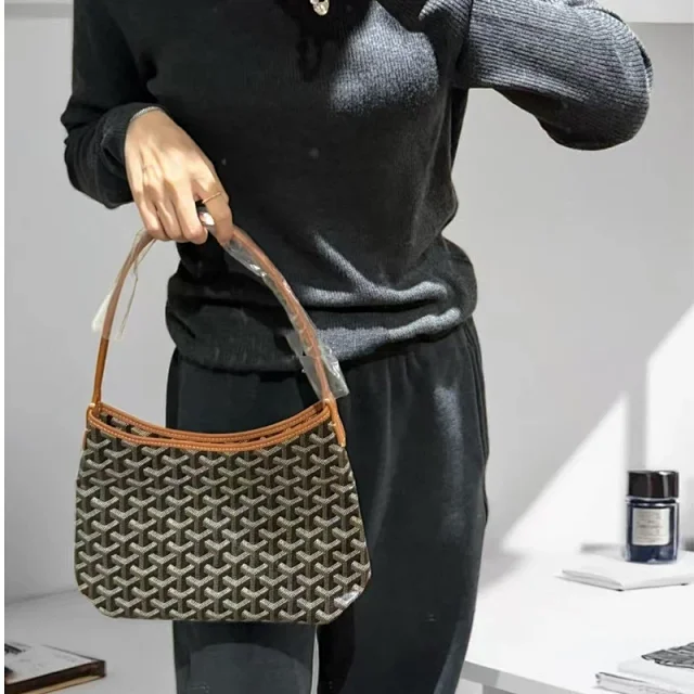 Goyard Shoulder Bags Goyardine hobo bag product detail image 13