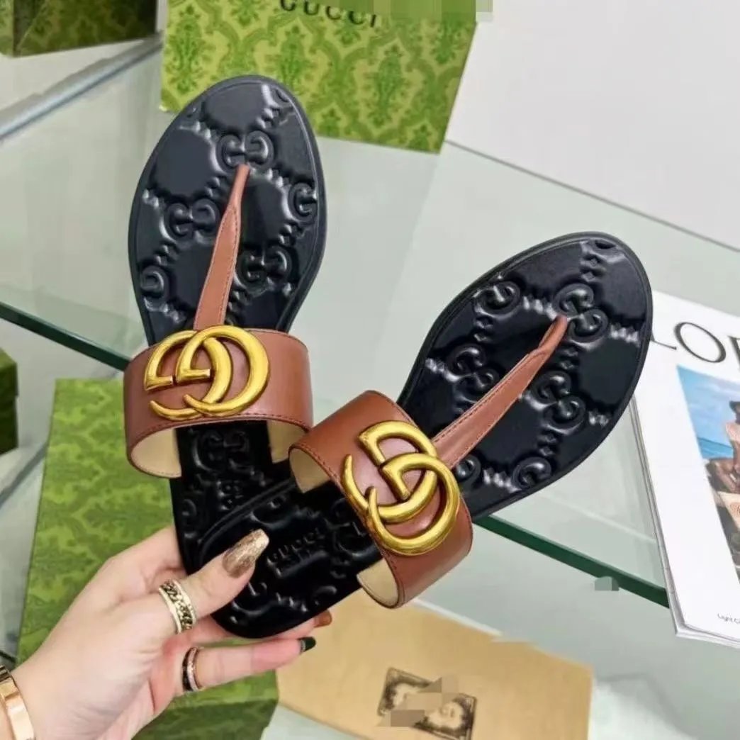 Gucci Sandals Flat thong with Double G hardware — 810 Brown