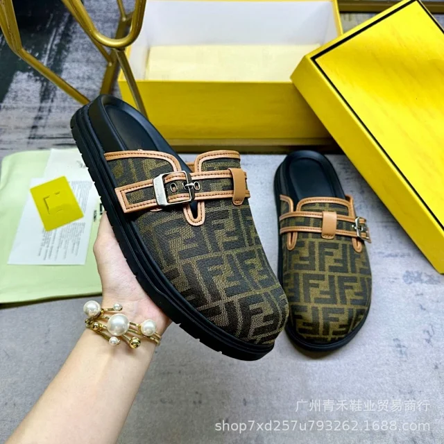Fendi Slippers FF Monogram Buckle Mule product detail image 14