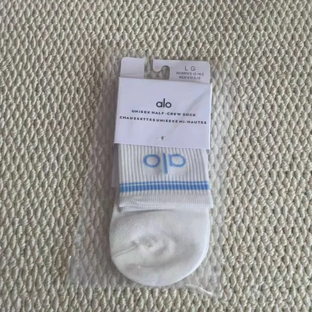 Alo Socks Unisex Half-Crew Sock product detail image 5