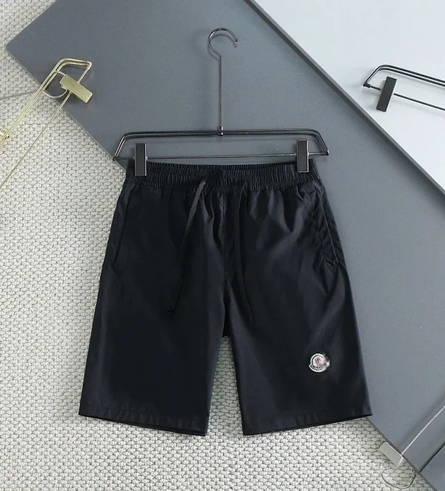 Moncler Shorts Drawstring Sweat with Logo Patch product detail image 2