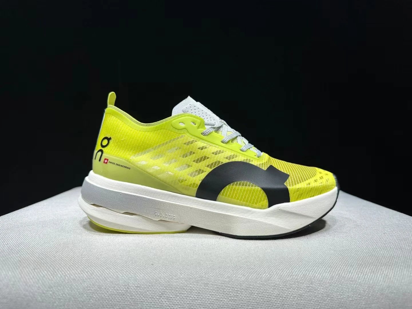 On Sneakers Cloudspike Amplius — 5