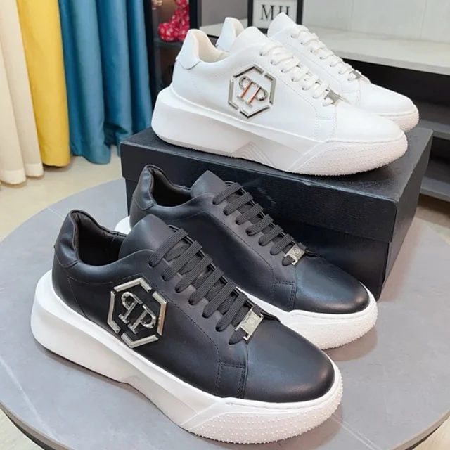 Philipp Plein Sneakers Low-Top with Hexagonal PP Logo Plaque and Platform Sole product detail image 1