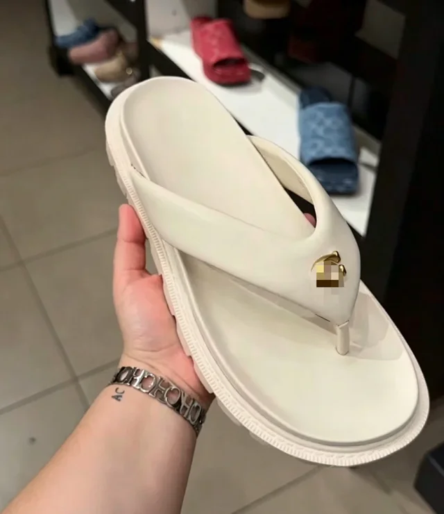 Coach Slippers Logo-pattern slide with lug sole product detail image 17