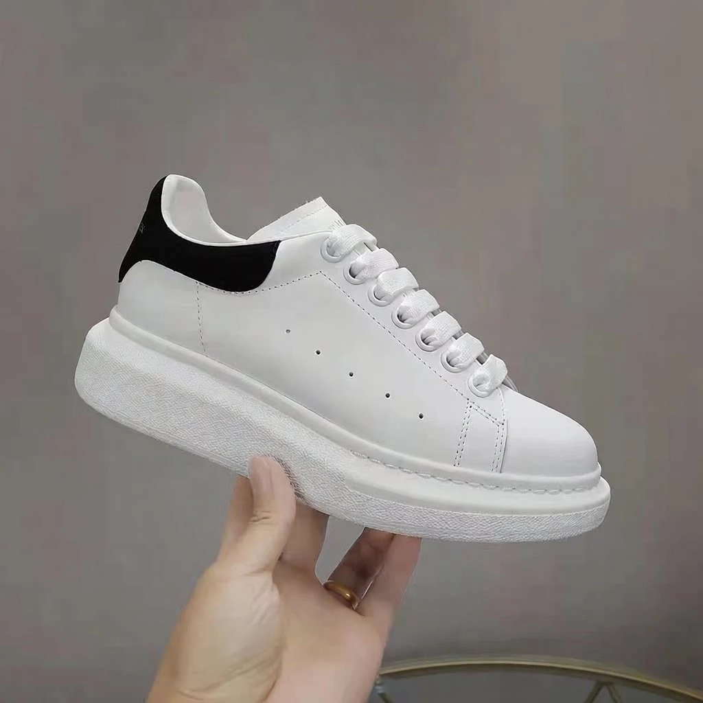 Alexander McQueen Sneakers Oversized low-top — Black Velvet Tail