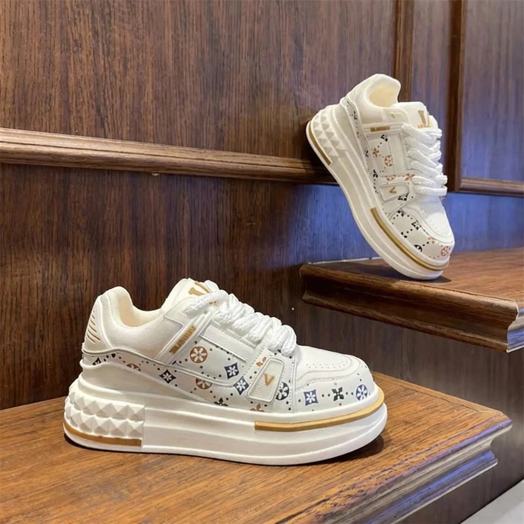 Louis Vuitton Sneakers Low-Top Monogram Platform image 2