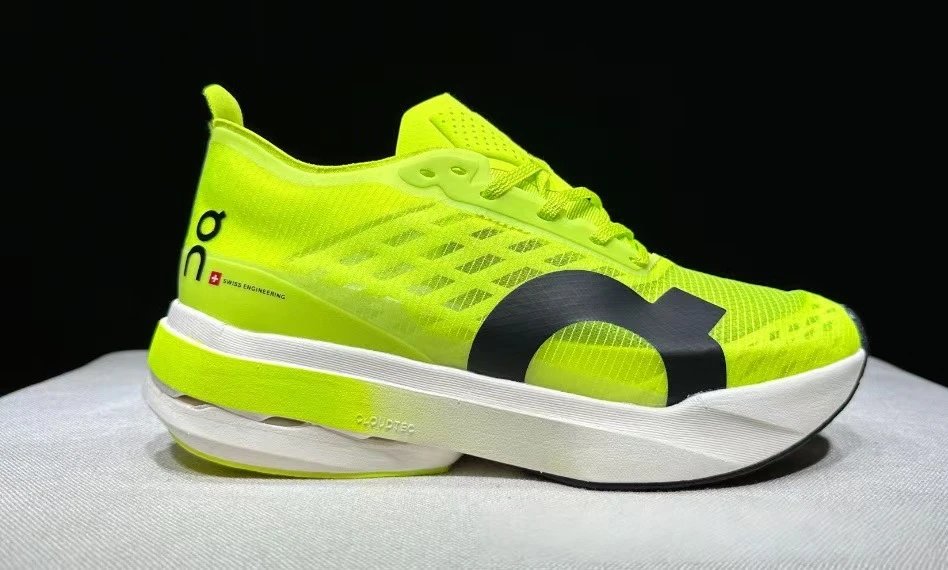 On Sneakers Cloudspike Amplius — 3
