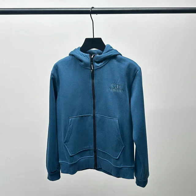 C.P. Company Hoodies & Sweatshirts Zip-up hooded sweatshirt with embroidered logo and split kangaroo pockets product detail image 4