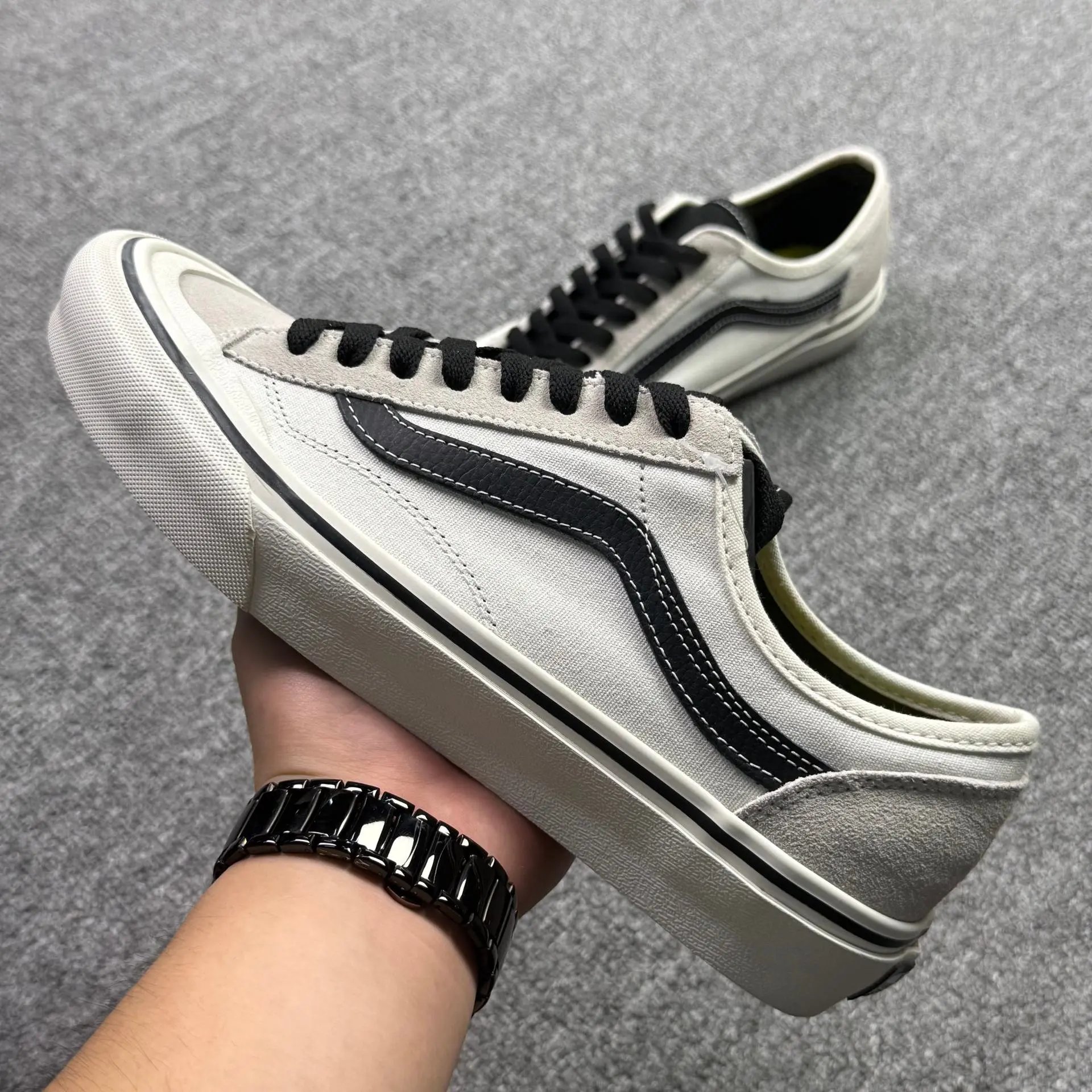 Vans Sneakers Fear of God Logo Print Low-Top Canvas — 18