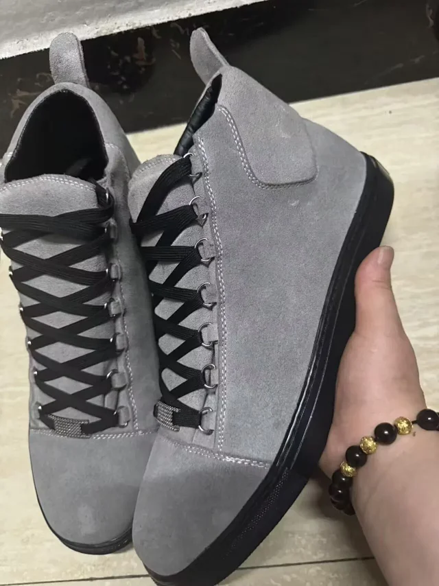 Unbranded Sneakers High-Top Lace-Up with Metal Eyelets product detail image 10
