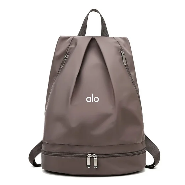 Alo Backpacks Dual-compartment swim backpack product detail image 1
