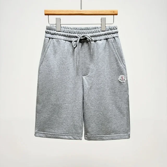 Moncler Shorts Drawstring Sweat with Logo Patch product detail image 4