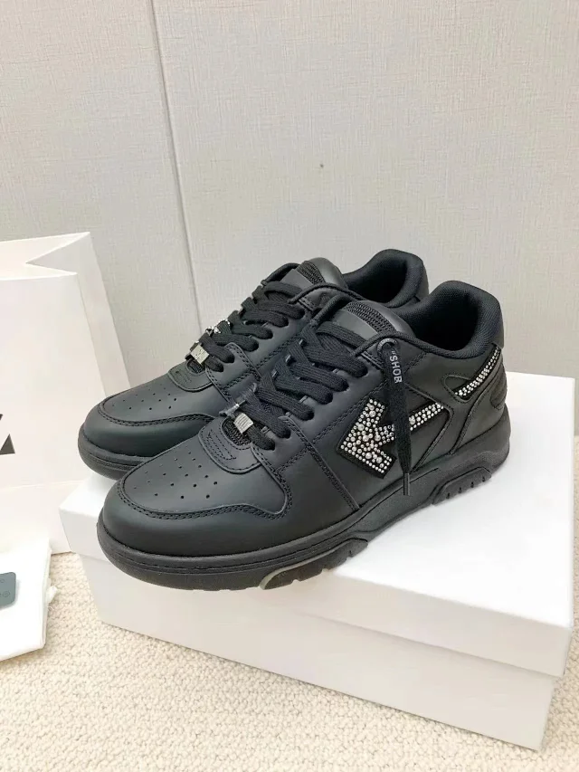 Off-White Sneakers Rhinestone Arrow Low-Top product detail image 7
