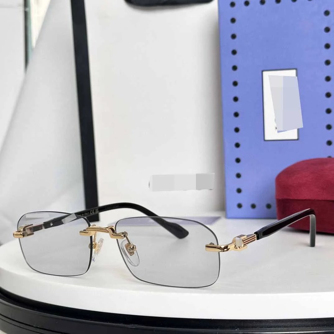Unbranded Eyewear Rimless rectangular sunglasses with decorative metal temples — Gold and gray (without box)