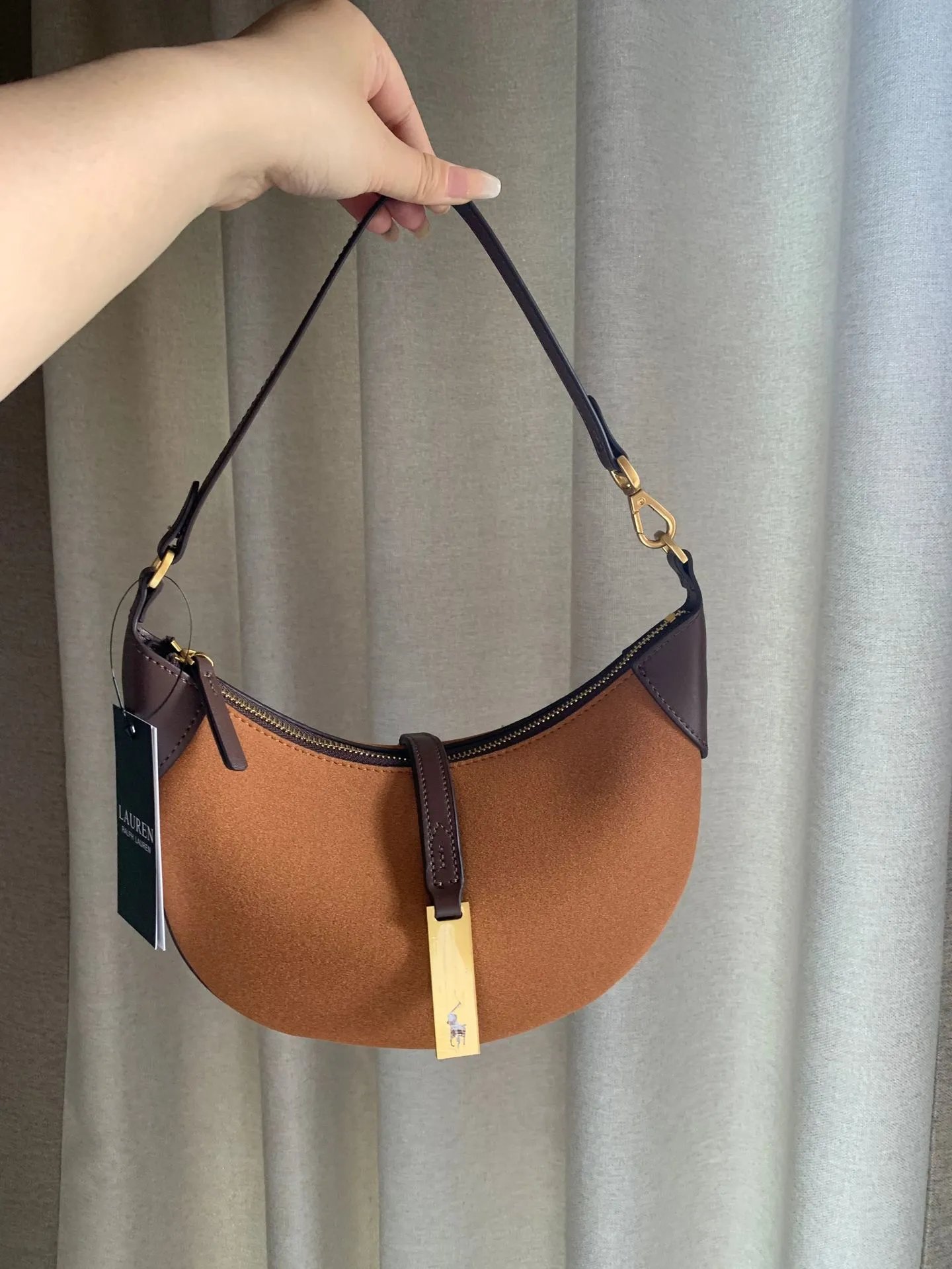 Lauren Ralph Shoulder Bags Mini crescent bag with gold-tone logo plaque — IDmini Suede brown【26*4*20.5 cm】